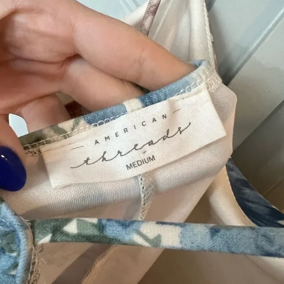 Off-White Floral Ruffle Bottom Mini Dress in M (US 4) - Picture 6 of 6